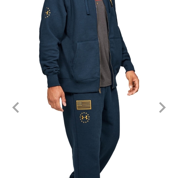 🔖SOLD 🔖 Project Rock Veteran's Day Pants - Picture 2 of 6